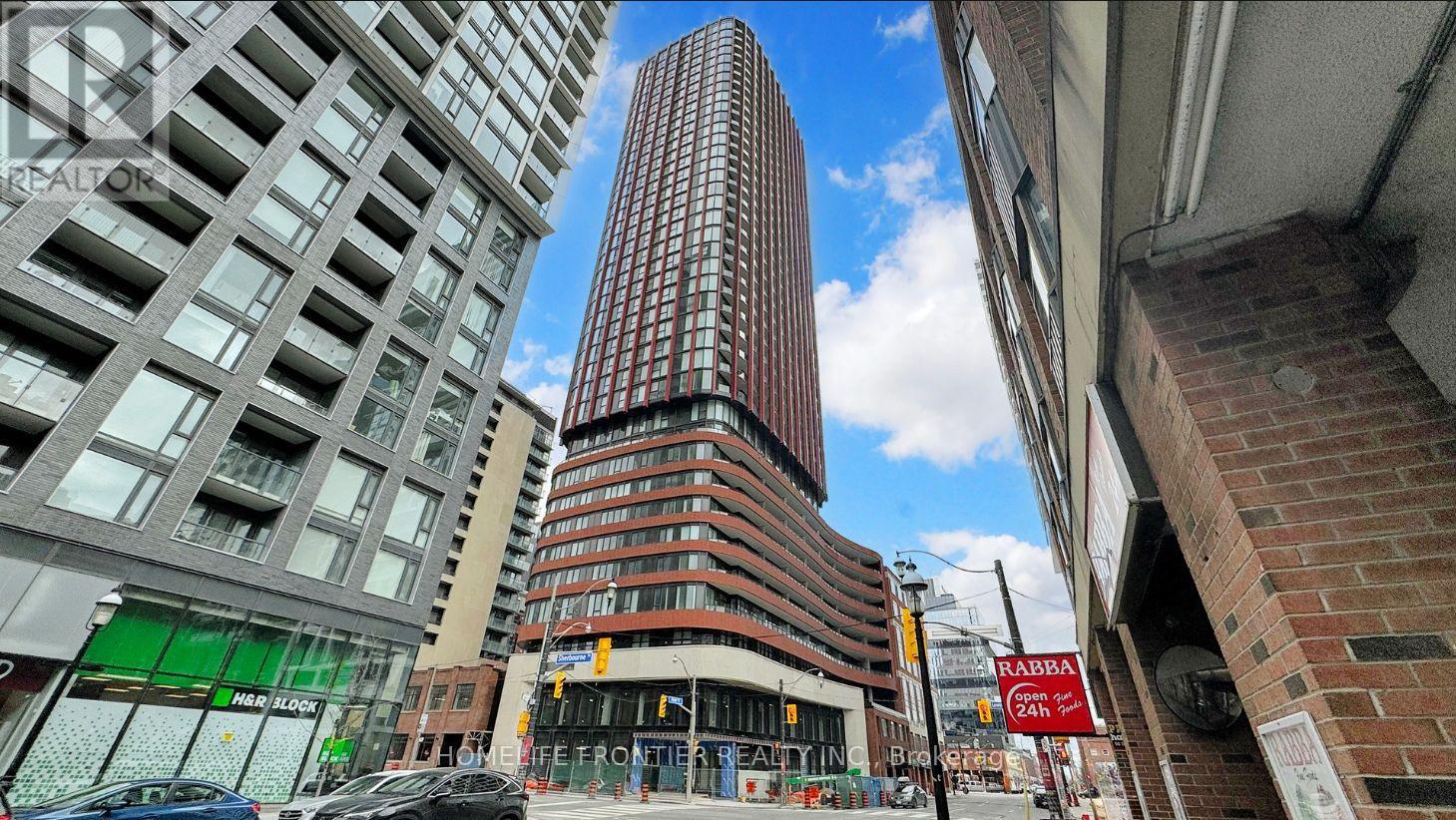 3806 - 180 Front Street E, Toronto, Ontario  M5A 0A9 - Photo 4 - C12929454