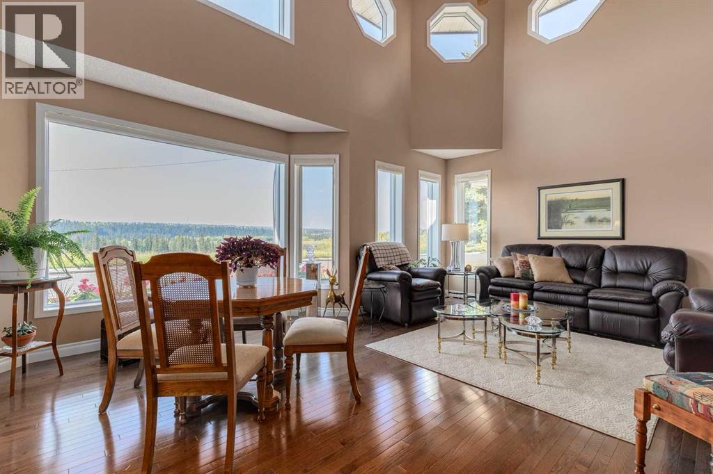 88 Woodacres Drive Sw, Calgary, Alberta  T2W 4Z8 - Photo 4 - A2296116