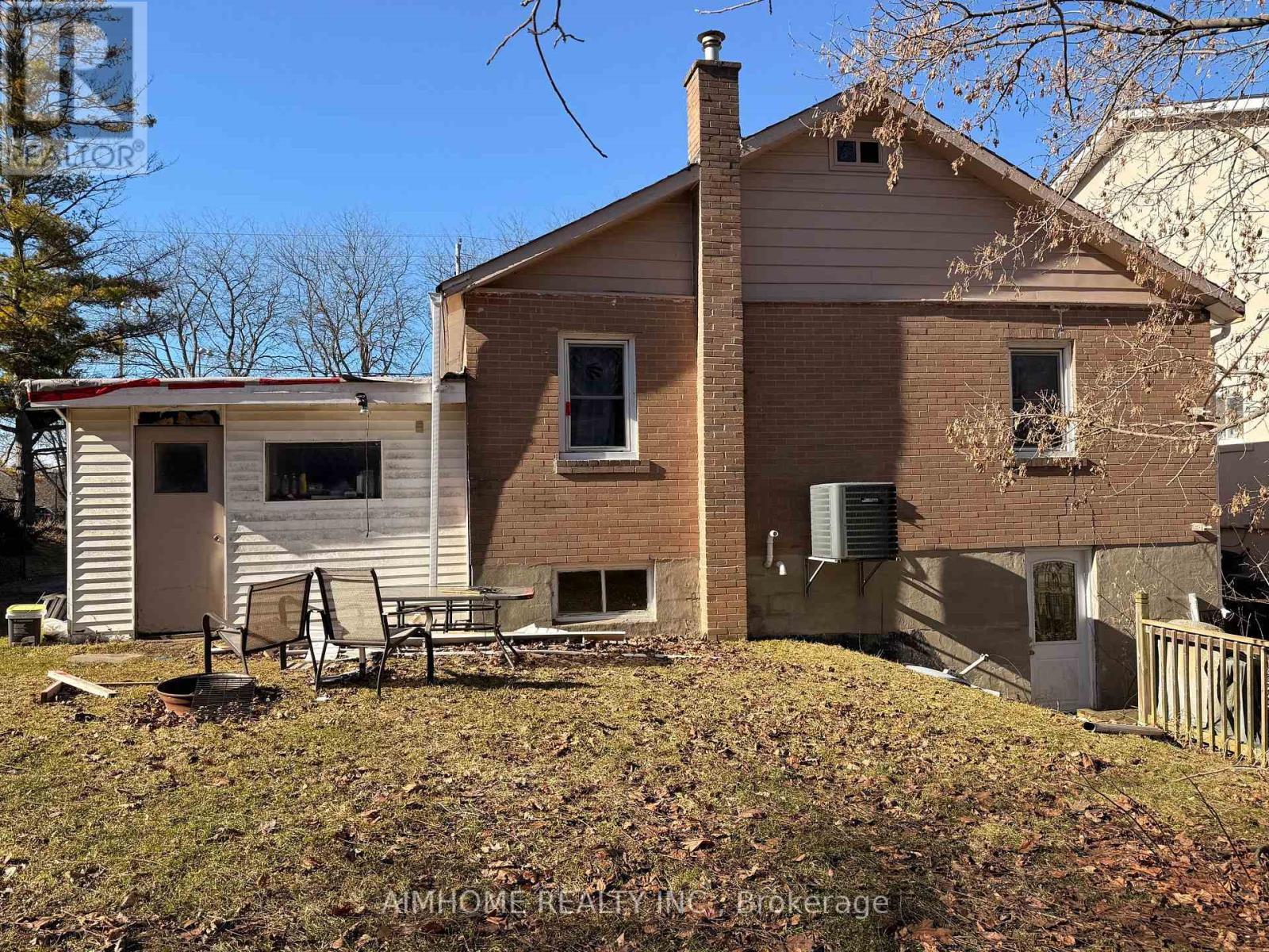 271 Rouge Hills Drive, Toronto, Ontario  M1C 2Z2 - Photo 8 - E12915578