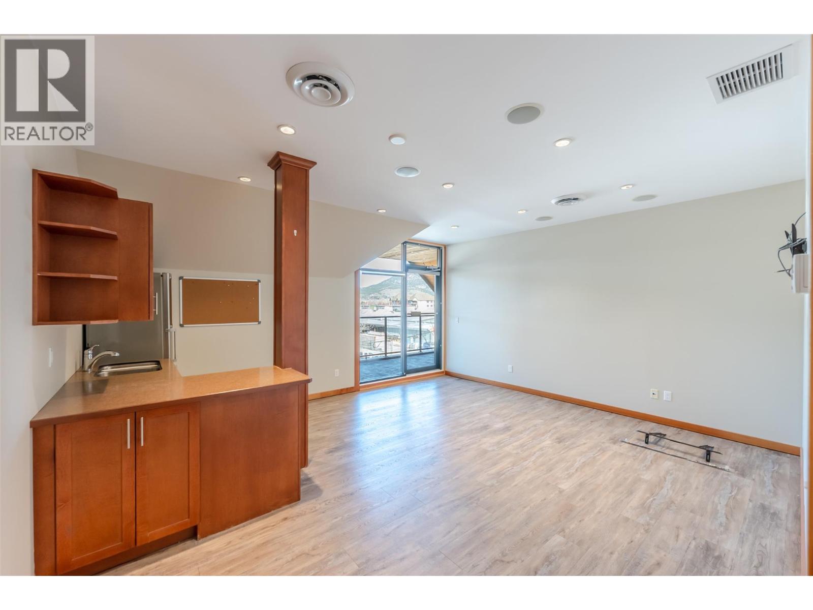 1516 Fairview Road Unit# 301, Penticton, British Columbia  V2A 6A3 - Photo 20 - 10380694