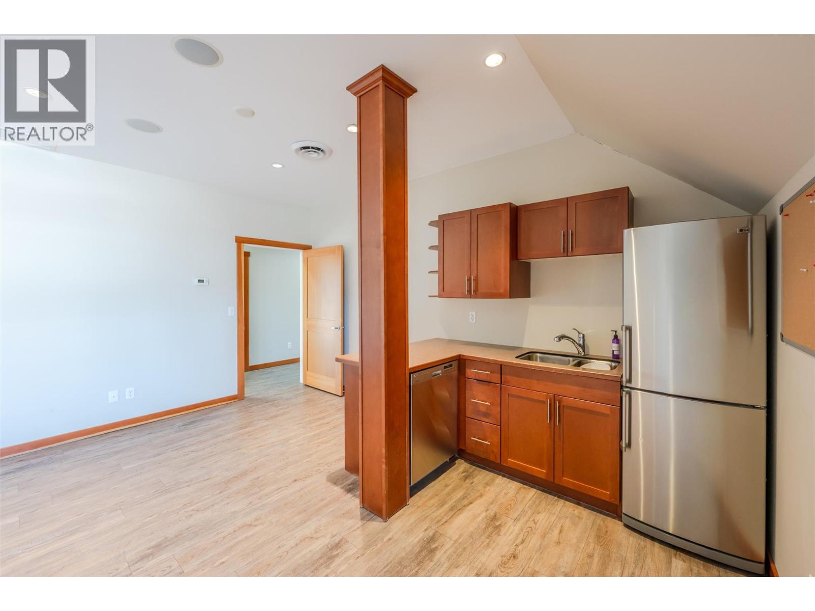 1516 Fairview Road Unit# 301, Penticton, British Columbia  V2A 6A3 - Photo 23 - 10380694