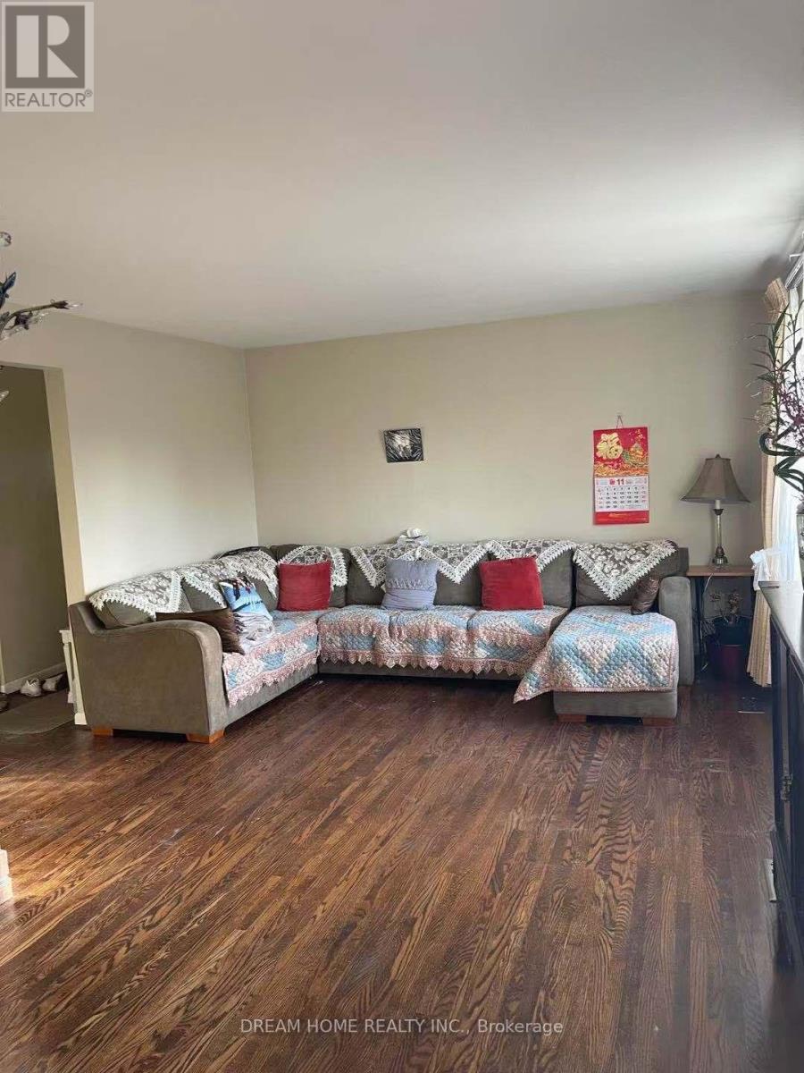 Main - 31 Sancrest Drive, Toronto (Bendale), Ontario  M1P 4A6 - Photo 4 - E12929386