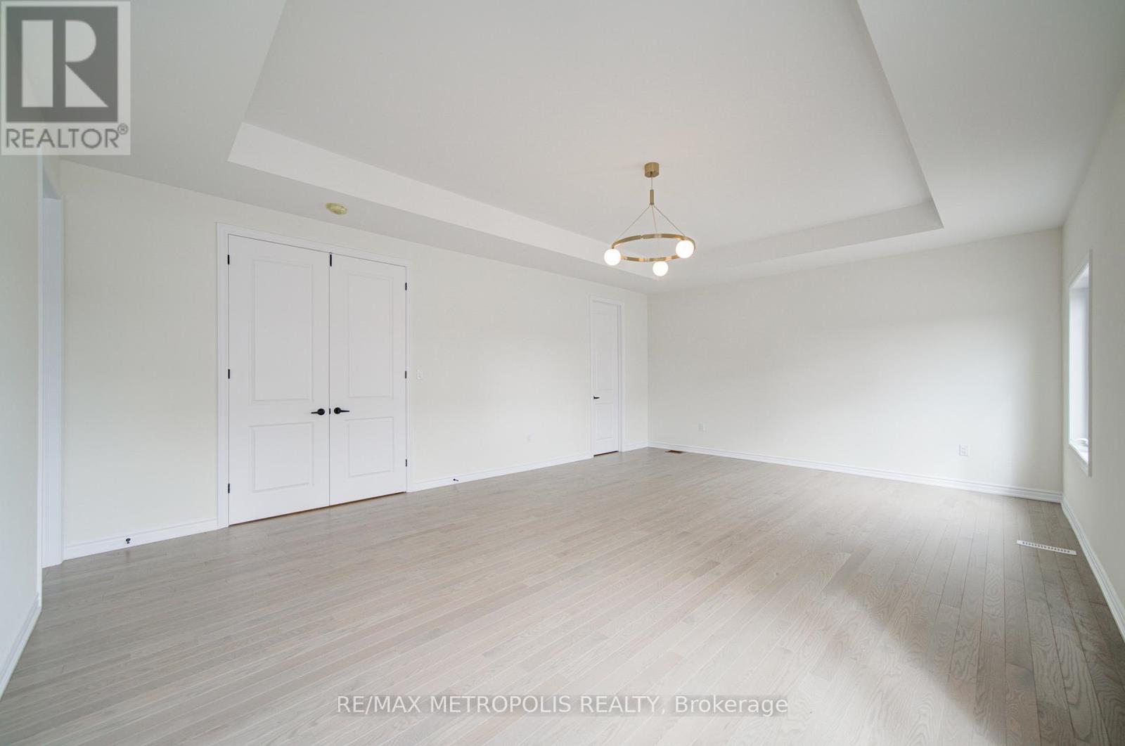 19 Kane Crescent, Aurora, Ontario  L4G 0C5 - Photo 26 - N12929274