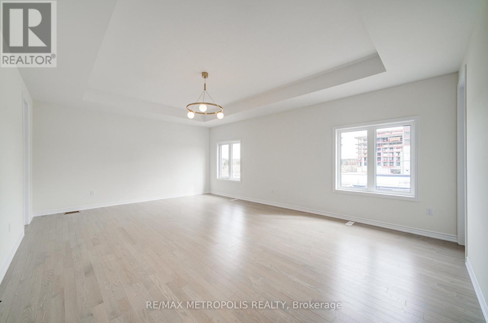 19 Kane Crescent, Aurora, Ontario  L4G 0C5 - Photo 28 - N12929274