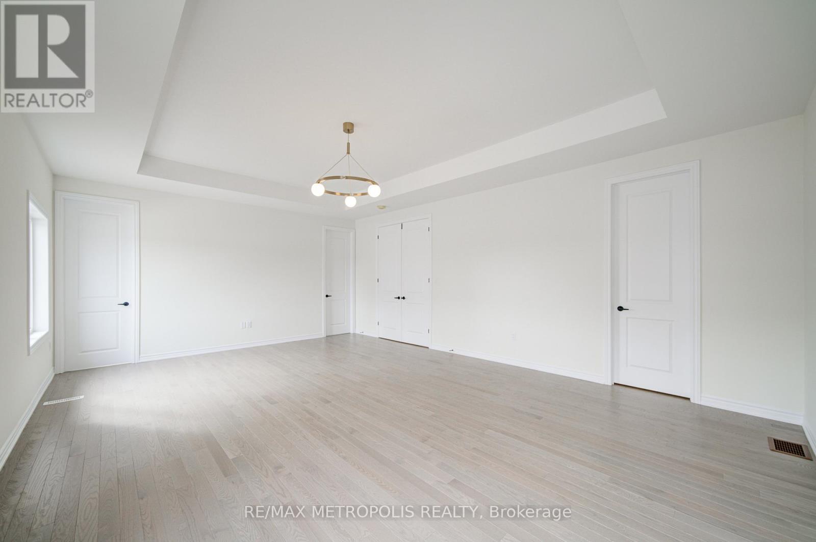 19 Kane Crescent, Aurora, Ontario  L4G 0C5 - Photo 29 - N12929274