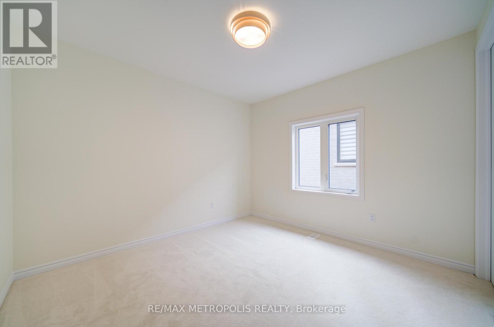 19 Kane Crescent, Aurora, Ontario  L4G 0C5 - Photo 30 - N12929274