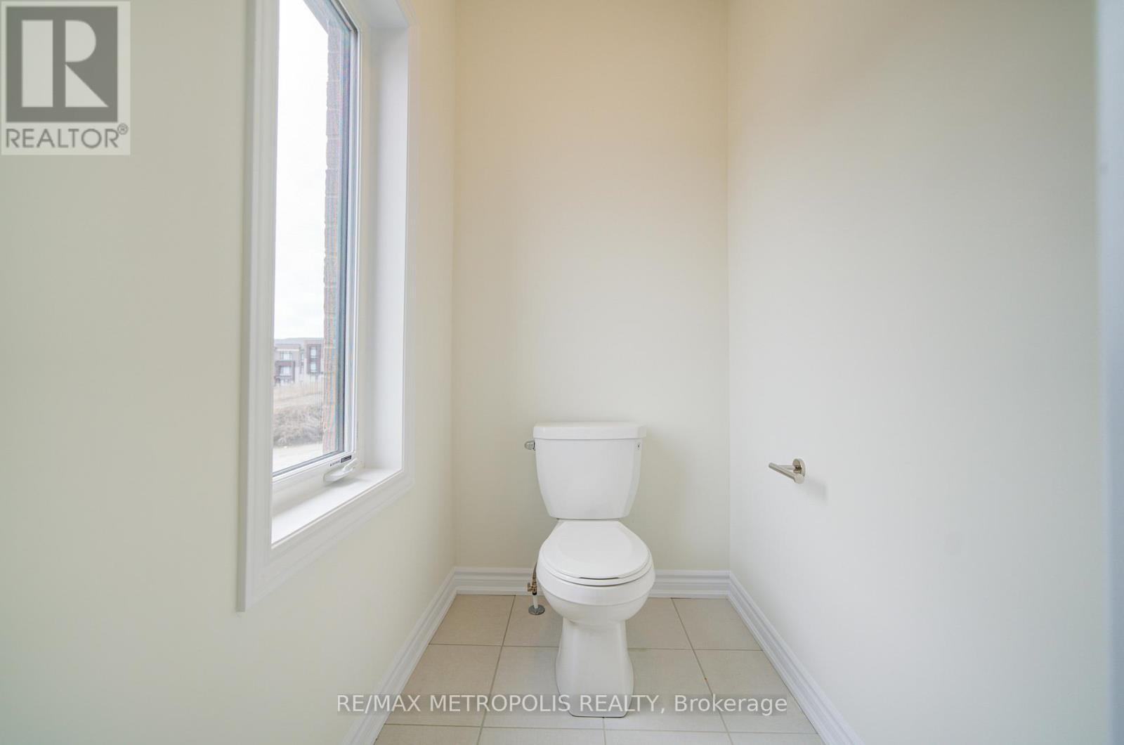 19 Kane Crescent, Aurora, Ontario  L4G 0C5 - Photo 40 - N12929274