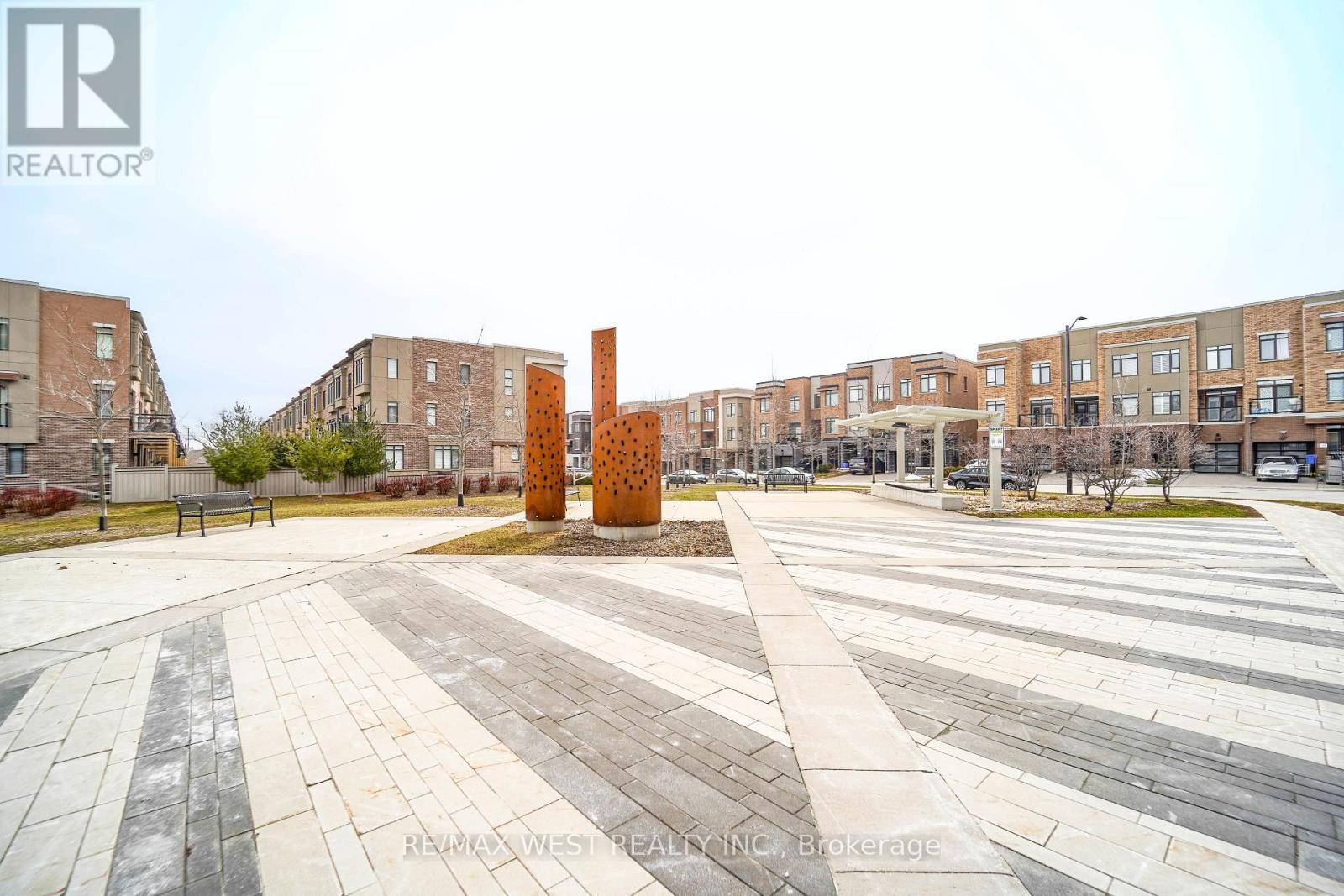 229 - 99 Eagle Rock Way, Vaughan, Ontario  L6A 5A7 - Photo 11 - N12929282