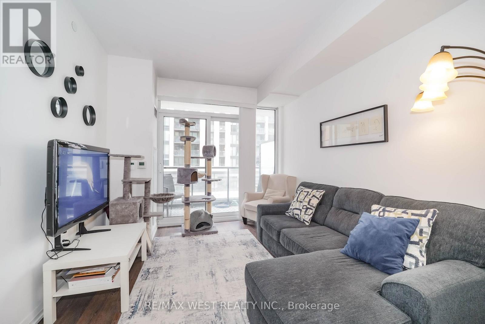 229 - 99 Eagle Rock Way, Vaughan, Ontario  L6A 5A7 - Photo 4 - N12929282