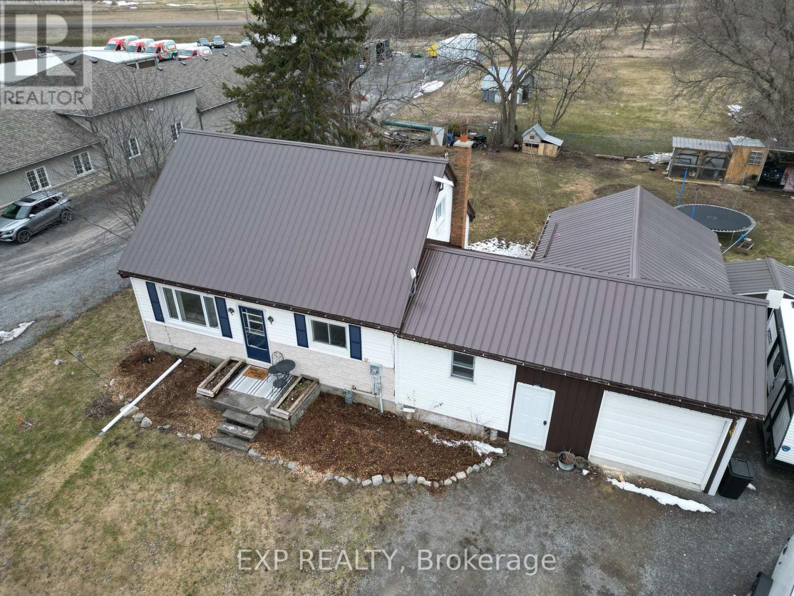 49 OLD MADOC ROAD, Belleville, Ontario