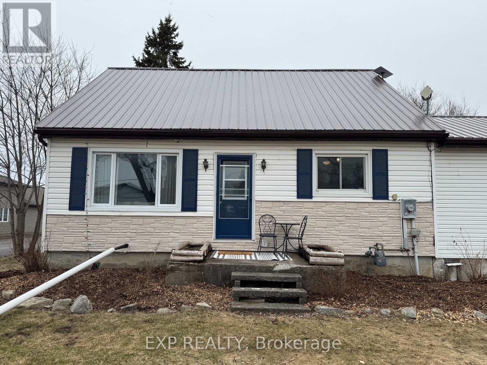 49 Old Madoc Road, Belleville, Ontario  K0K 2B0 - Photo 2 - X12927512