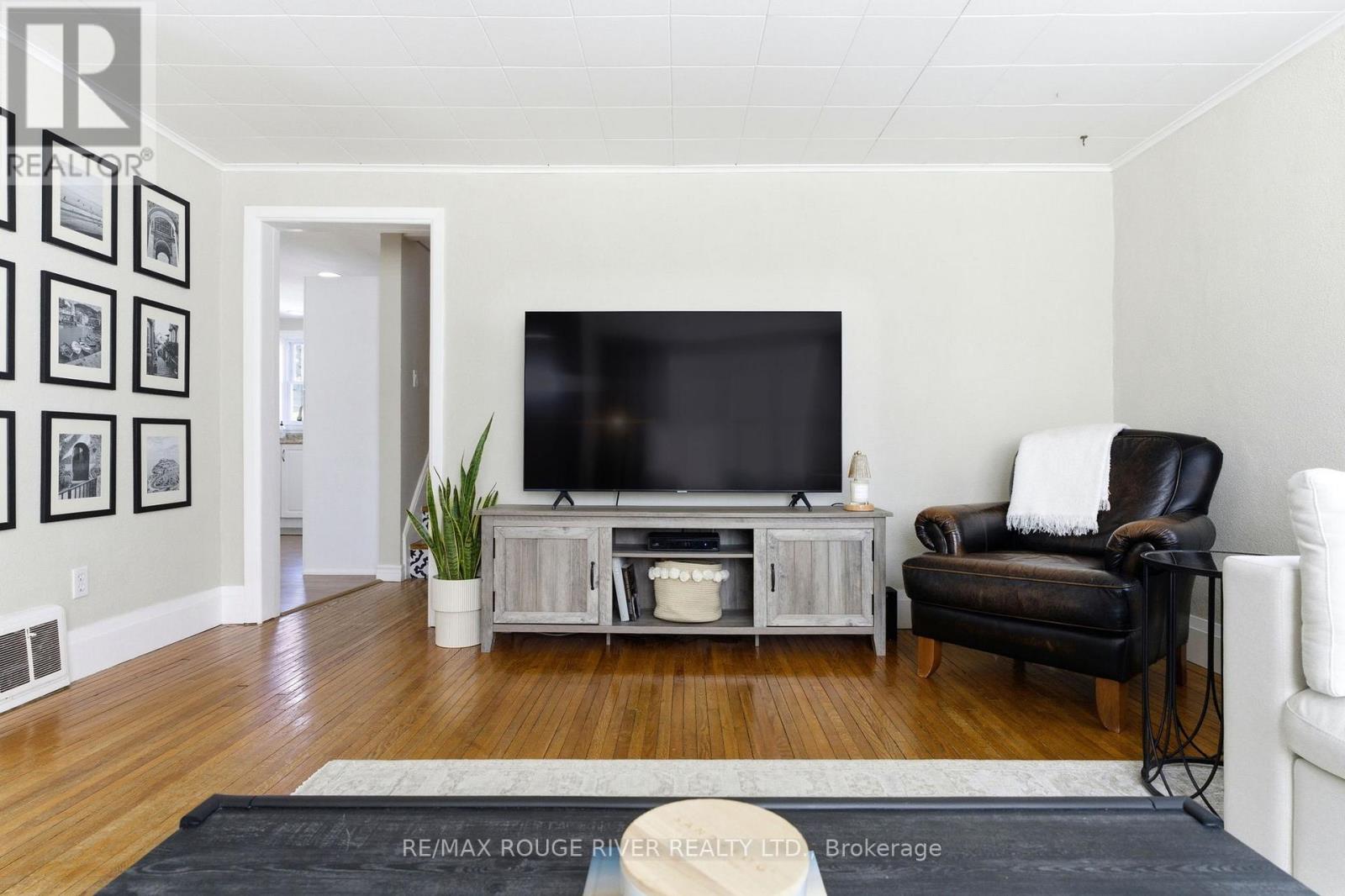 16 Margaret Street, Port Hope, Ontario  L1A 1Y3 - Photo 8 - X12823612