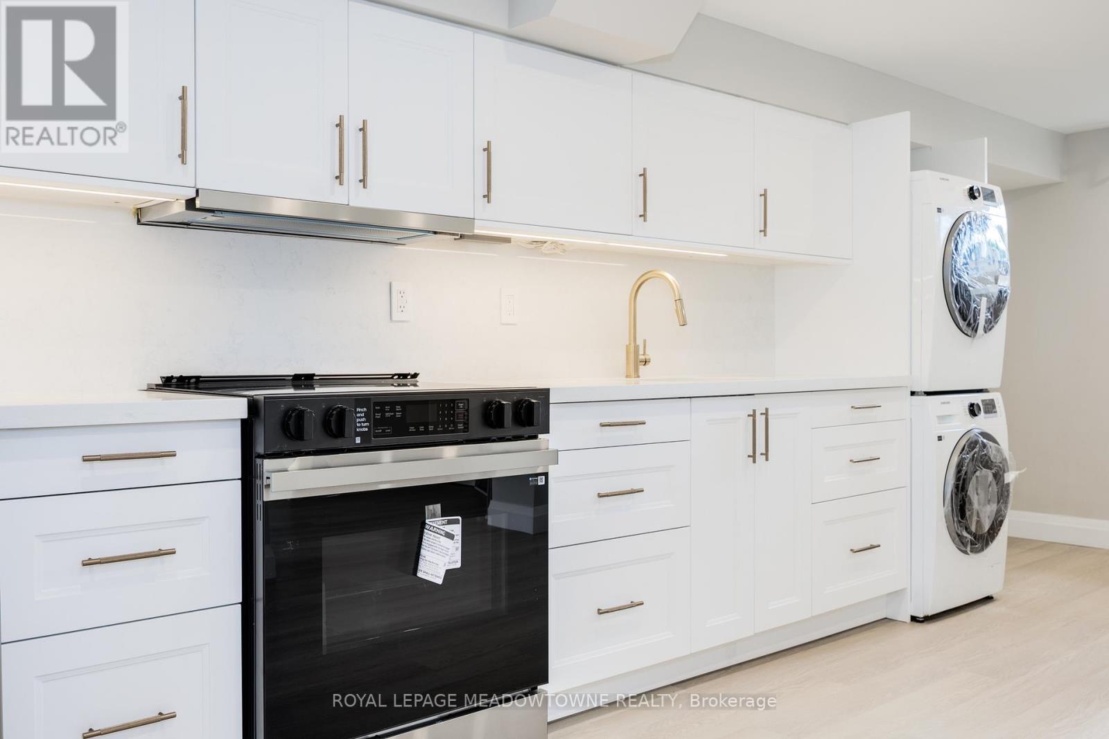 92 The Westway, Toronto (Kingsview Village-The Westway), Ontario  M9P 2B2 - Photo 37 - W12929214