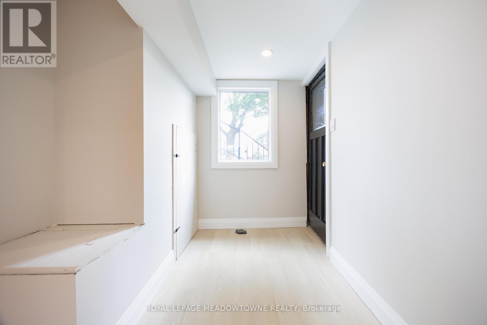 92 The Westway, Toronto (Kingsview Village-The Westway), Ontario  M9P 2B2 - Photo 38 - W12929214