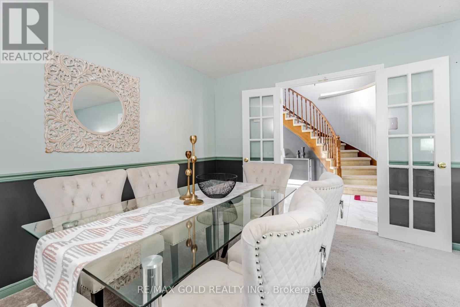 21 Nottingham Crescent, Brampton, Ontario  L6S 4G3 - Photo 10 - W12929248