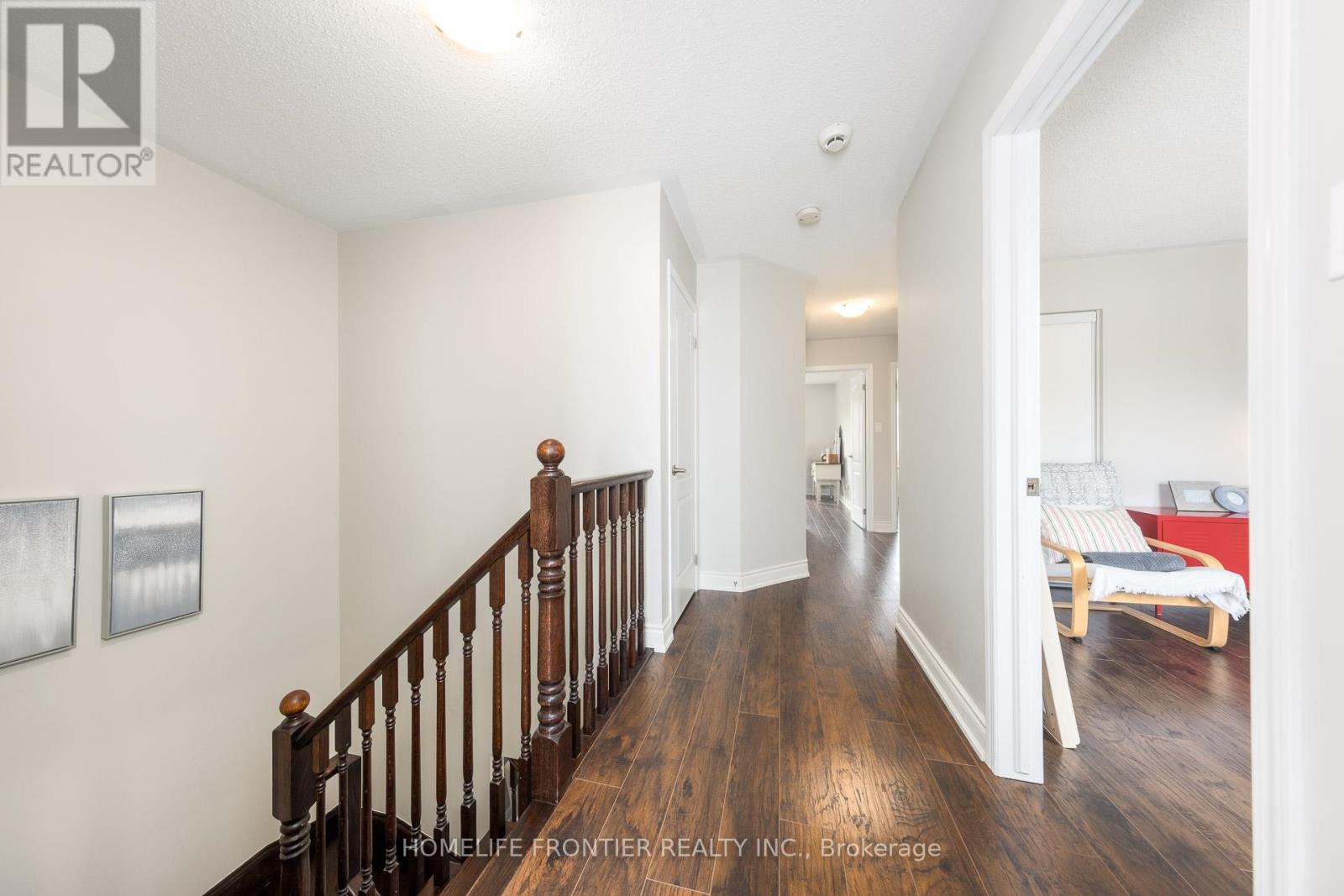 1054 Haxton Heights, Milton, Ontario  L9T 8B9 - Photo 21 - W12929288