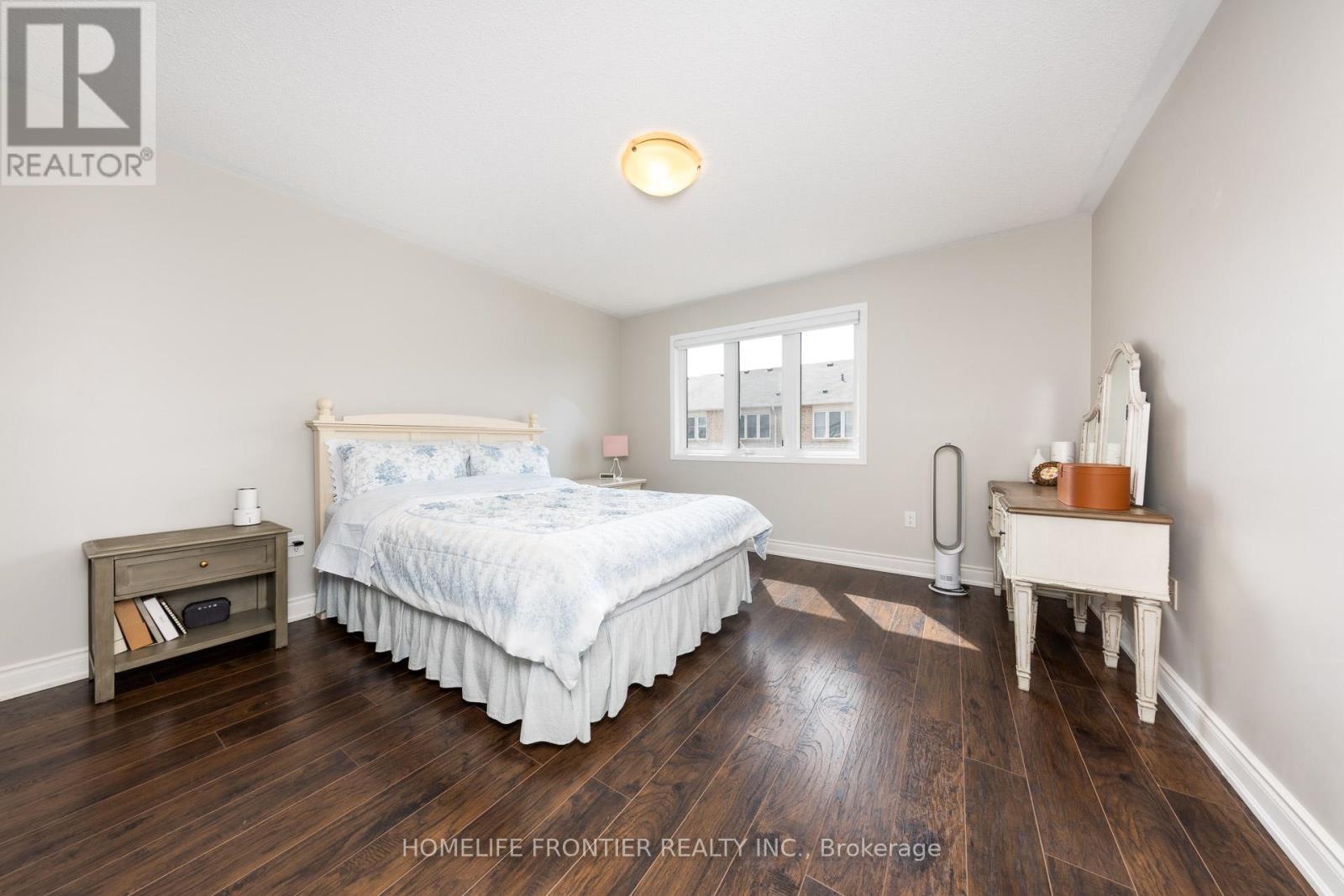 1054 Haxton Heights, Milton, Ontario  L9T 8B9 - Photo 27 - W12929288