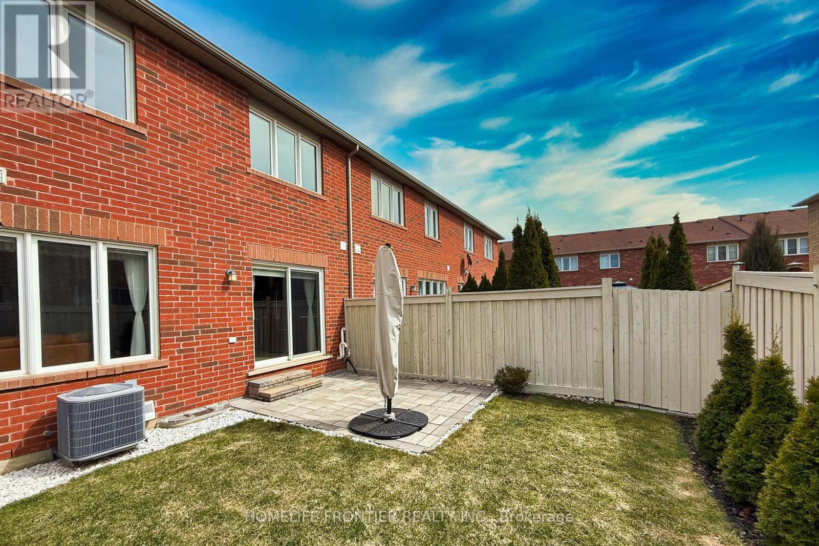 1054 Haxton Heights, Milton, Ontario  L9T 8B9 - Photo 34 - W12929288