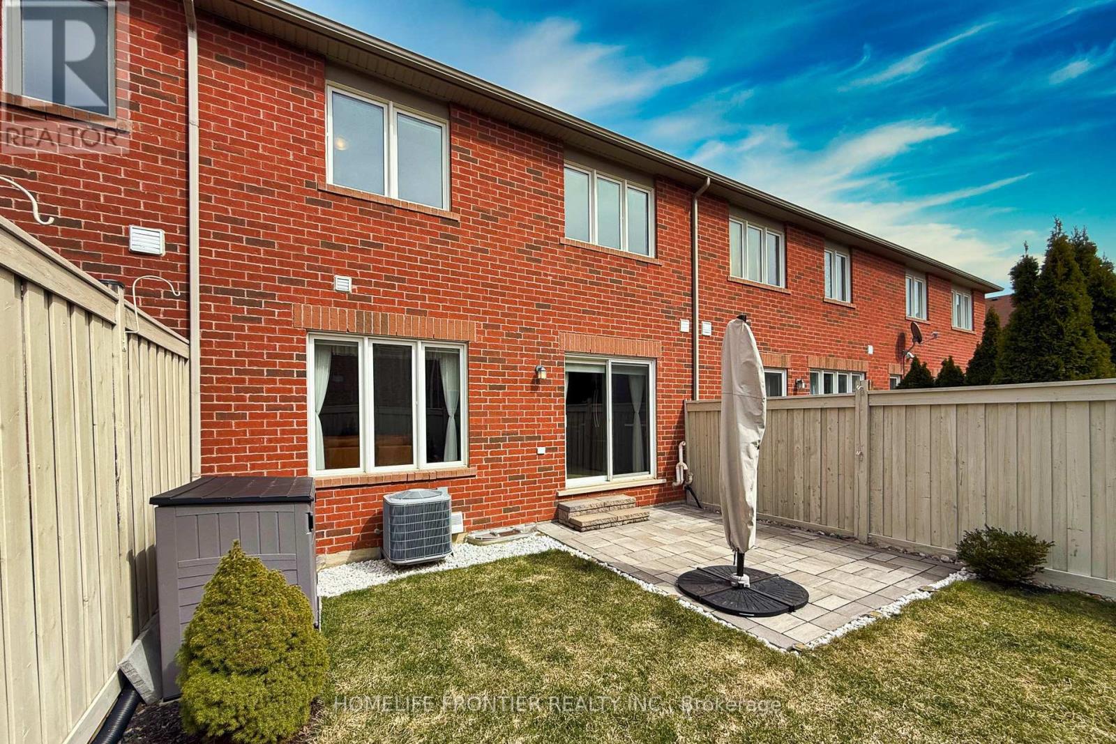 1054 Haxton Heights, Milton, Ontario  L9T 8B9 - Photo 35 - W12929288