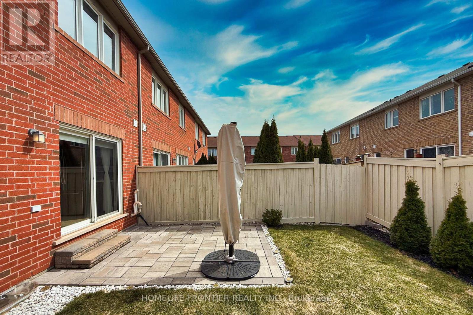 1054 Haxton Heights, Milton, Ontario  L9T 8B9 - Photo 36 - W12929288