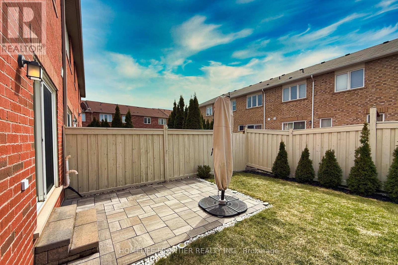 1054 Haxton Heights, Milton, Ontario  L9T 8B9 - Photo 37 - W12929288