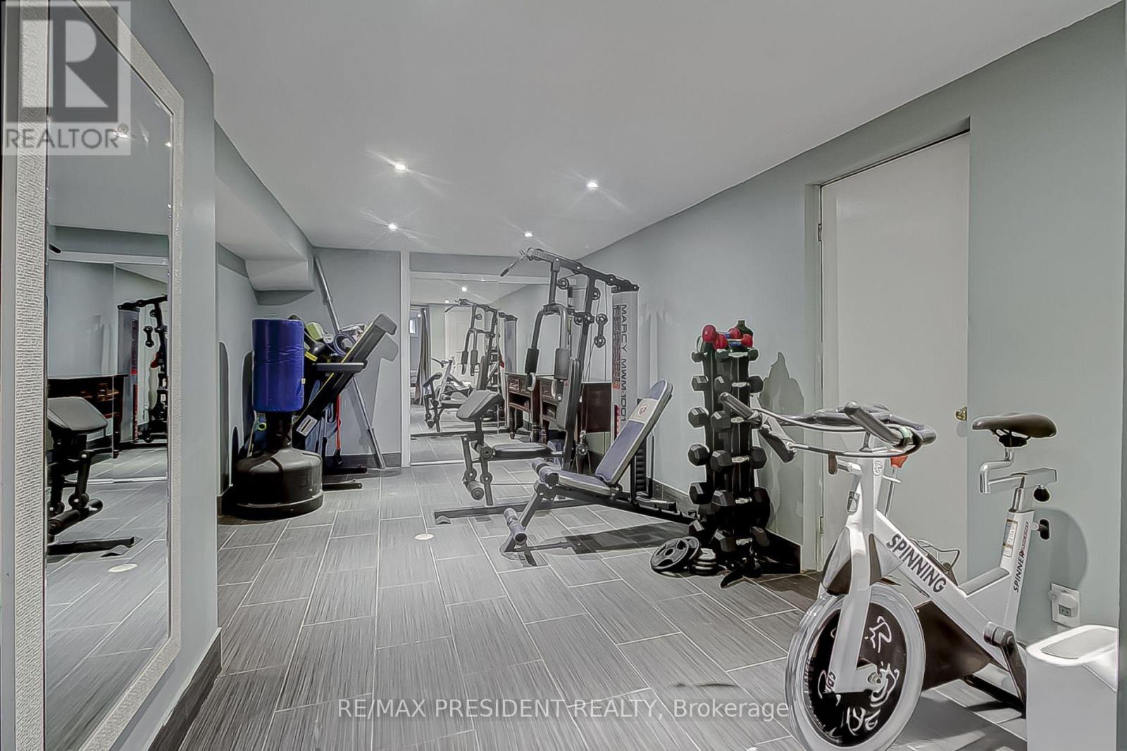 47 Harlow Crescent, Toronto, Ontario  M9V 2Y7 - Photo 23 - W12929326