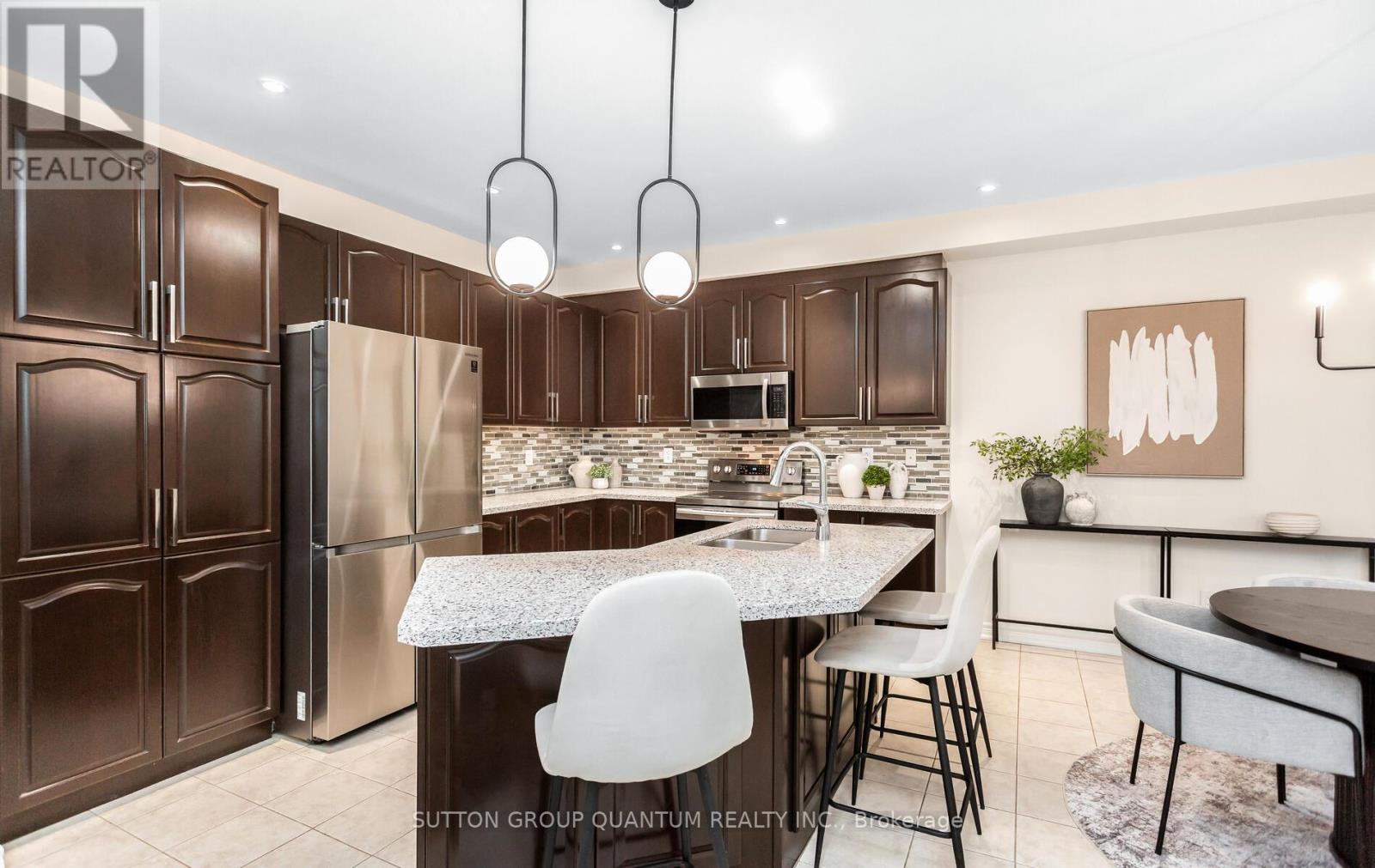 2351 Gladacres Lane, Oakville, Ontario  L6M 0G4 - Photo 18 - W12929330