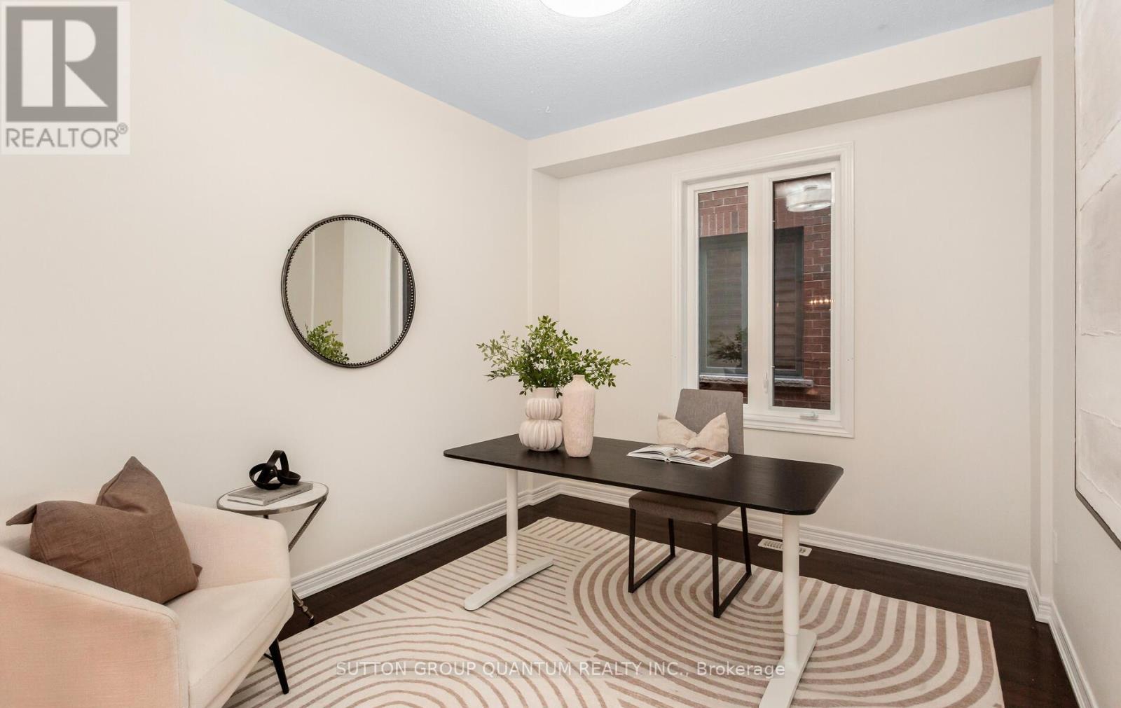 2351 Gladacres Lane, Oakville, Ontario  L6M 0G4 - Photo 24 - W12929330