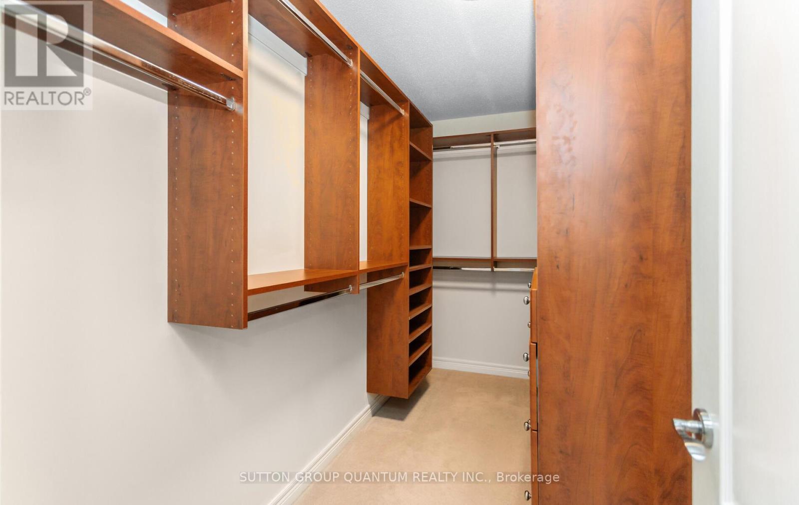 2351 Gladacres Lane, Oakville, Ontario  L6M 0G4 - Photo 30 - W12929330