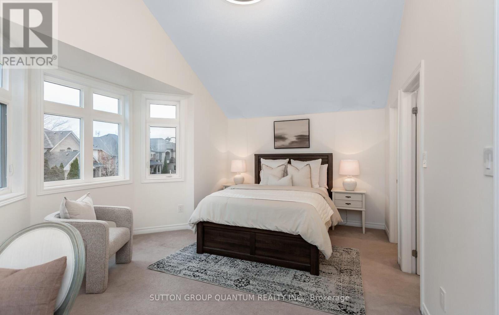 2351 Gladacres Lane, Oakville, Ontario  L6M 0G4 - Photo 43 - W12929330