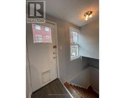 8 BIRCH TREE CRESCENT, Toronto, Ontario