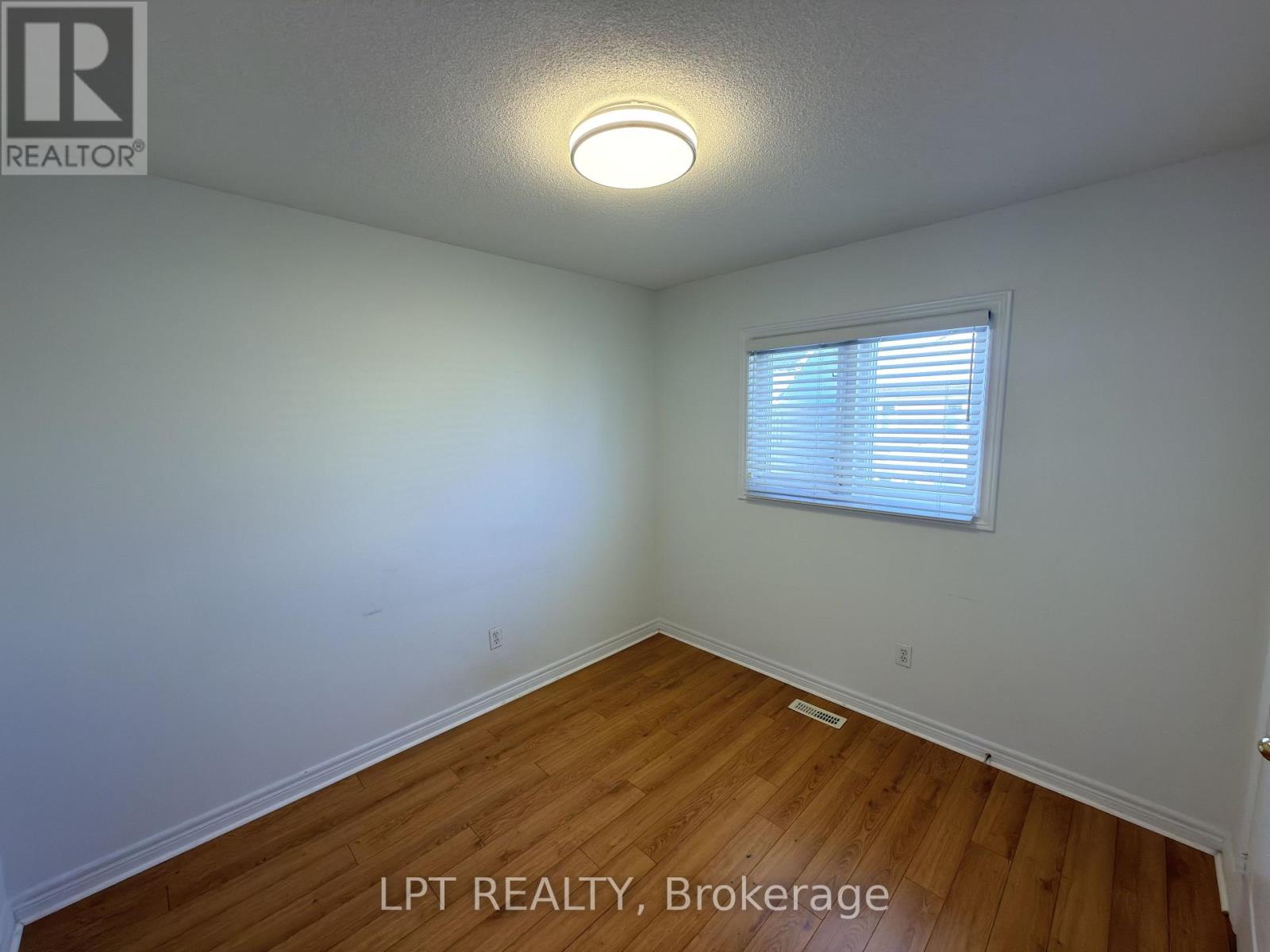 38 Silent Pond Crescent, Brampton, Ontario  L6V 4R6 - Photo 16 - W12929384