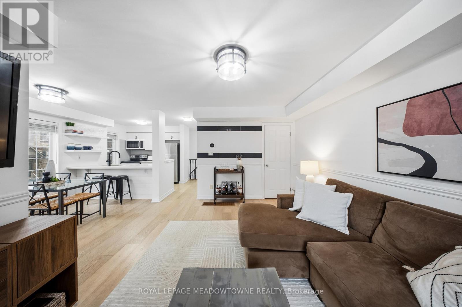 624 Maude Common, Burlington, Ontario  L7L 0C7 - Photo 25 - W12929402