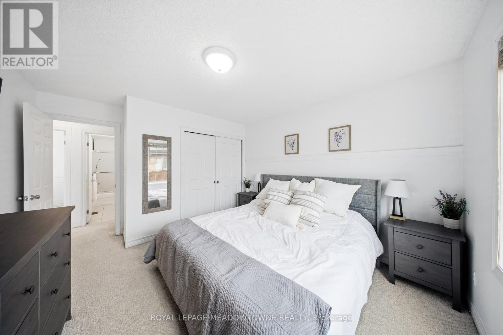 624 Maude Common, Burlington, Ontario  L7L 0C7 - Photo 34 - W12929402