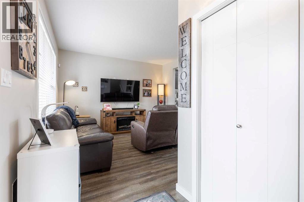 51 Greywolf Road N, Lethbridge, Alberta  T1H 7E8 - Photo 4 - A2295178