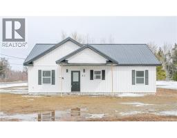 63 de la Tourbe Street, lamèque, New Brunswick