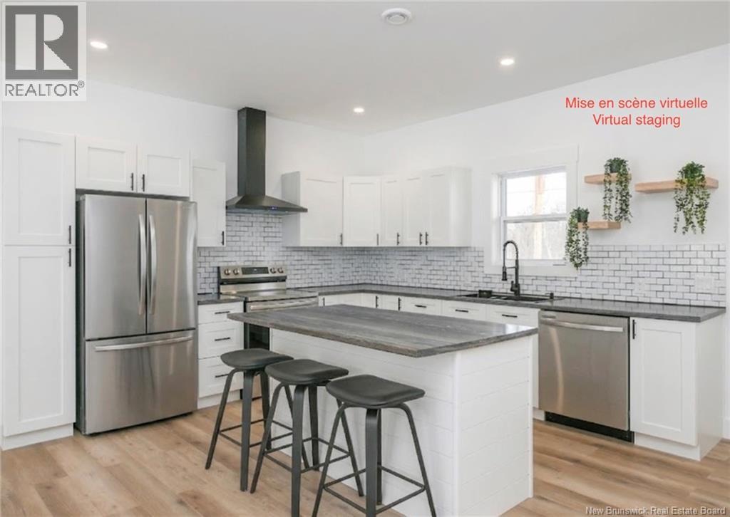 63 De La Tourbe Street, Lamèque, New Brunswick  E8T 1G5 - Photo 13 - NB135988