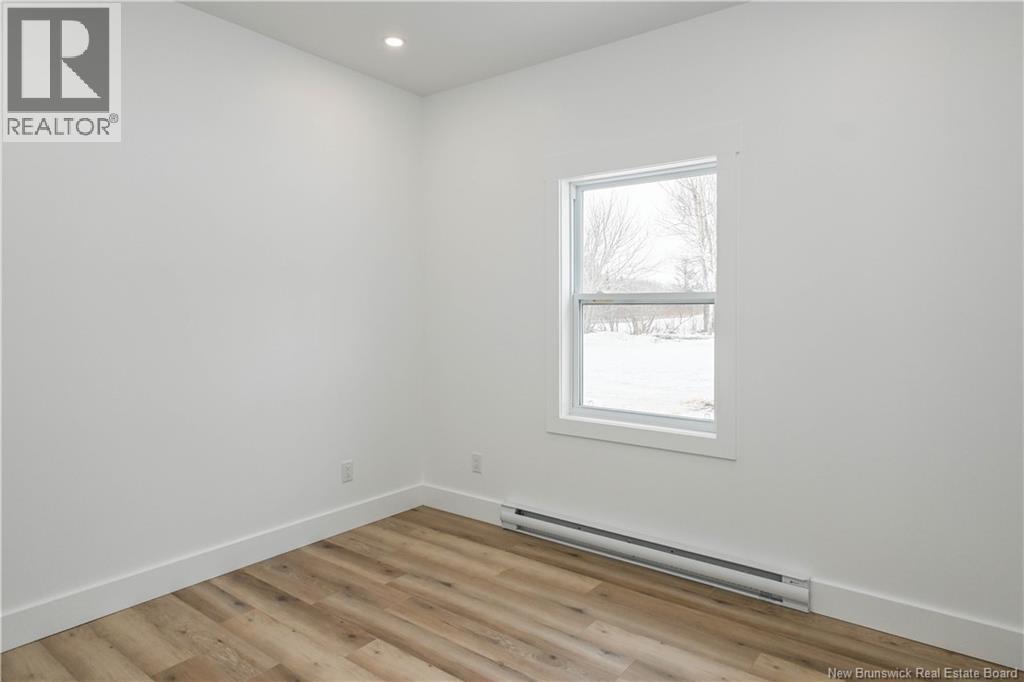 63 De La Tourbe Street, Lamèque, New Brunswick  E8T 1G5 - Photo 32 - NB135988