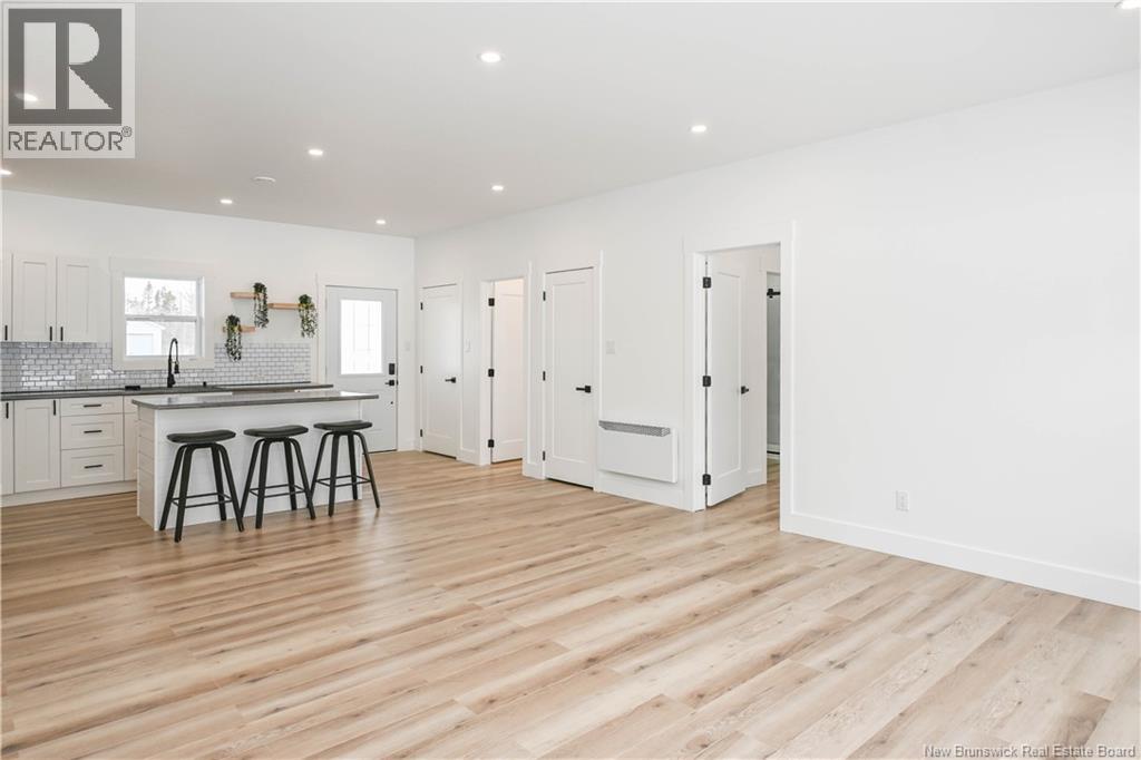 63 De La Tourbe Street, Lamèque, New Brunswick  E8T 1G5 - Photo 16 - NB135988