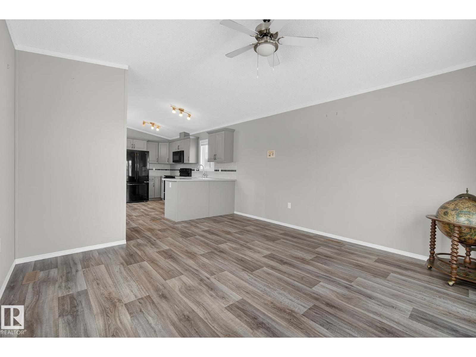 18 Aspen Av, Morinville, Alberta  T8R 2P7 - Photo 28 - E4468029