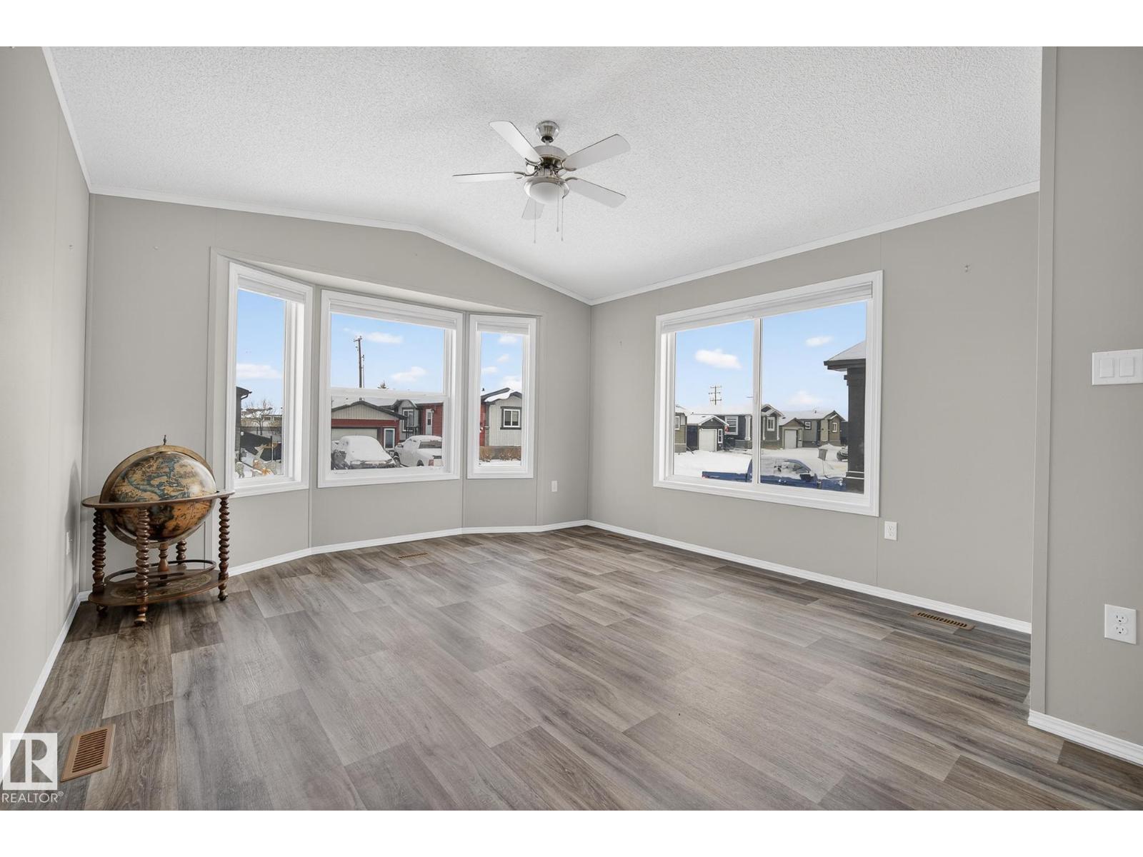 18 Aspen Av, Morinville, Alberta  T8R 2P7 - Photo 27 - E4468029