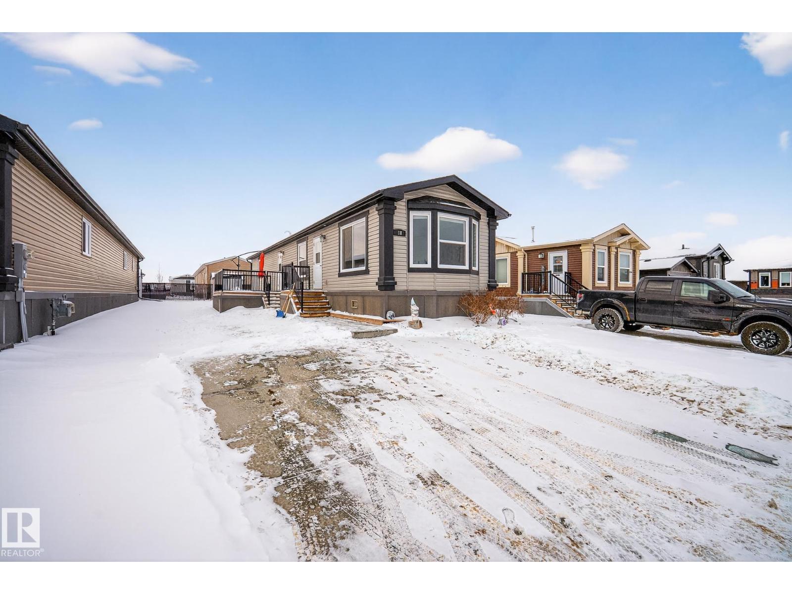 18 Aspen Av, Morinville, Alberta  T8R 2P7 - Photo 10 - E4468029