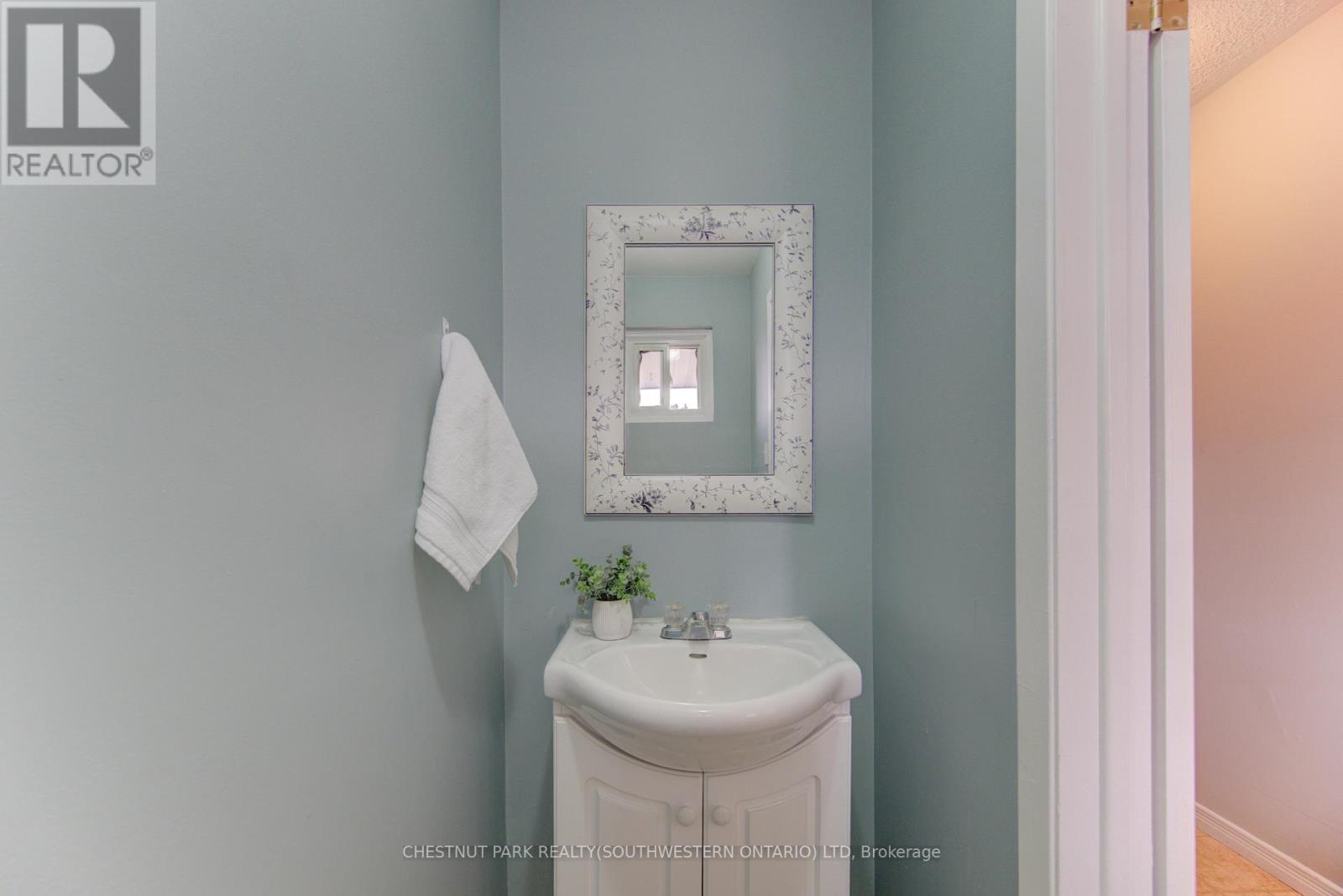 Unknown Address, ,     - Photo 7 - X12929218