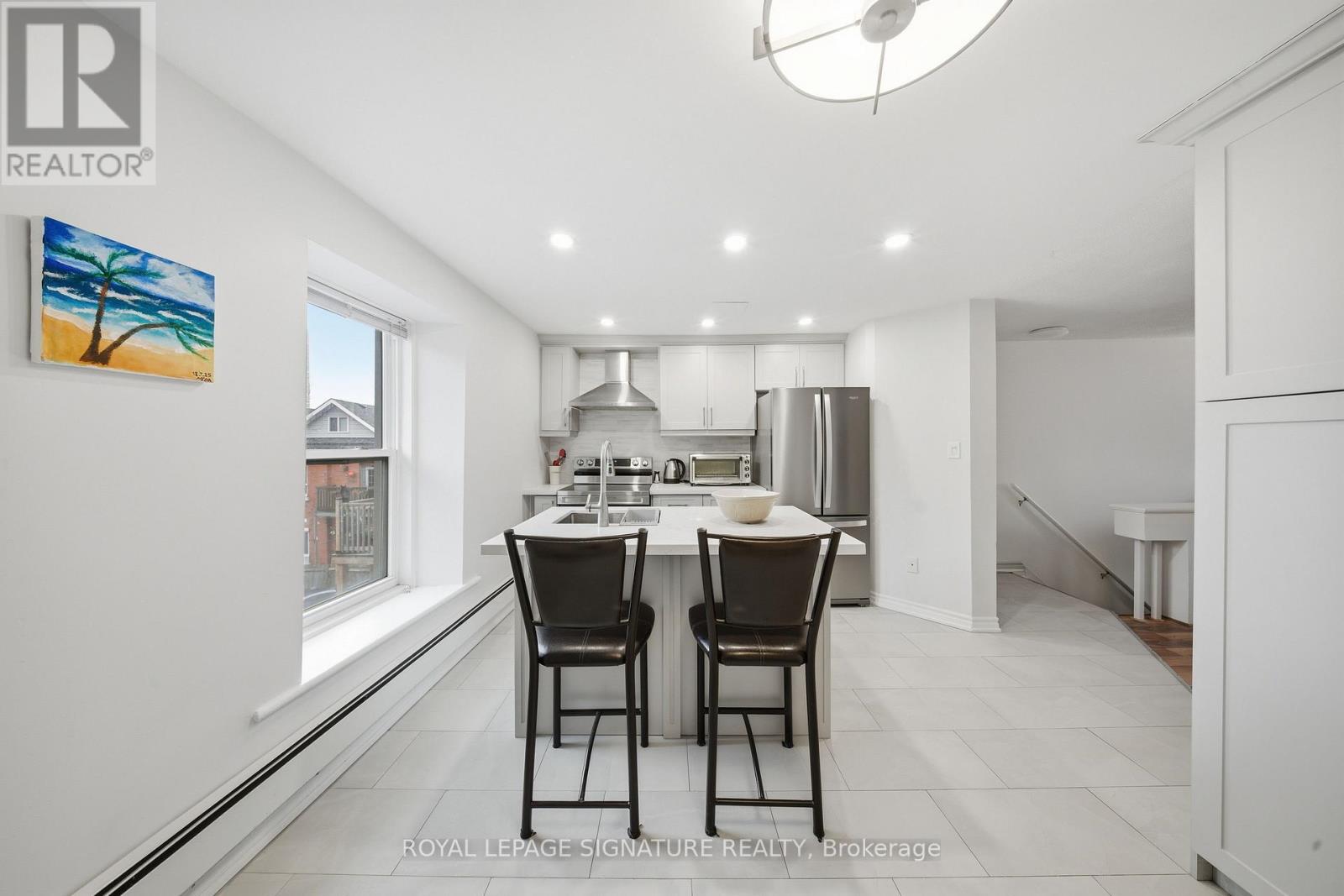 2 - 209 Hunter Street E, Hamilton, Ontario  L8N 1N1 - Photo 3 - X12929236