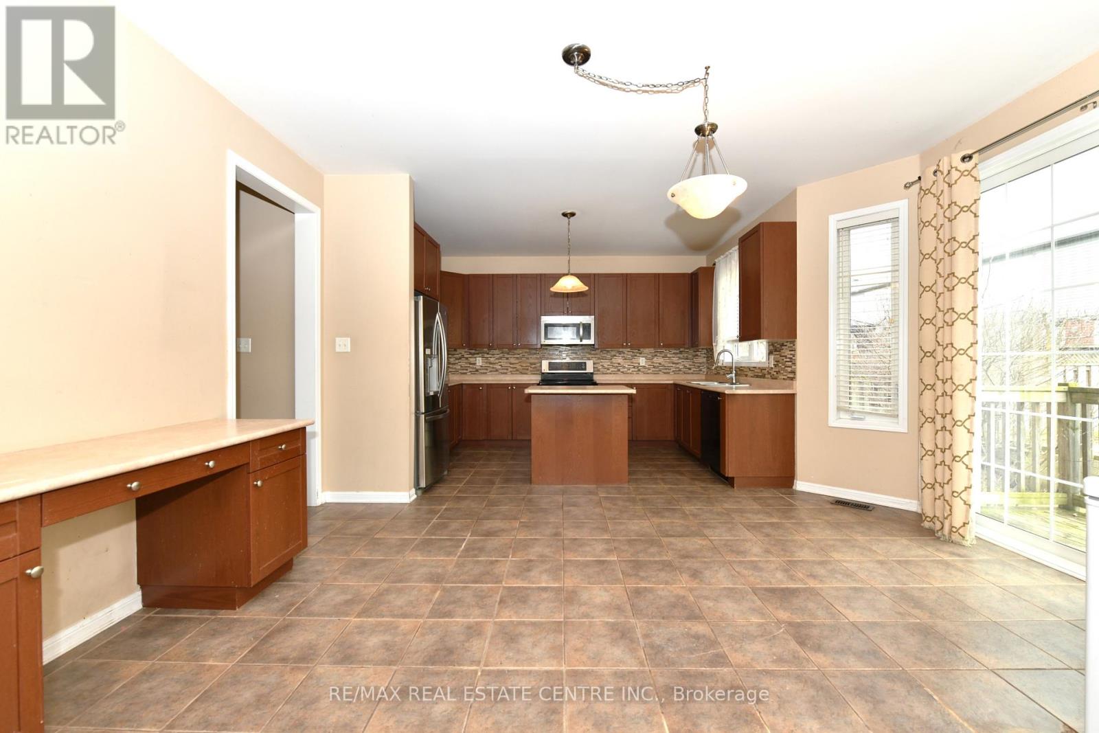 271 Baldwin Drive, Cambridge, Ontario  N3C 0B8 - Photo 9 - X12929318