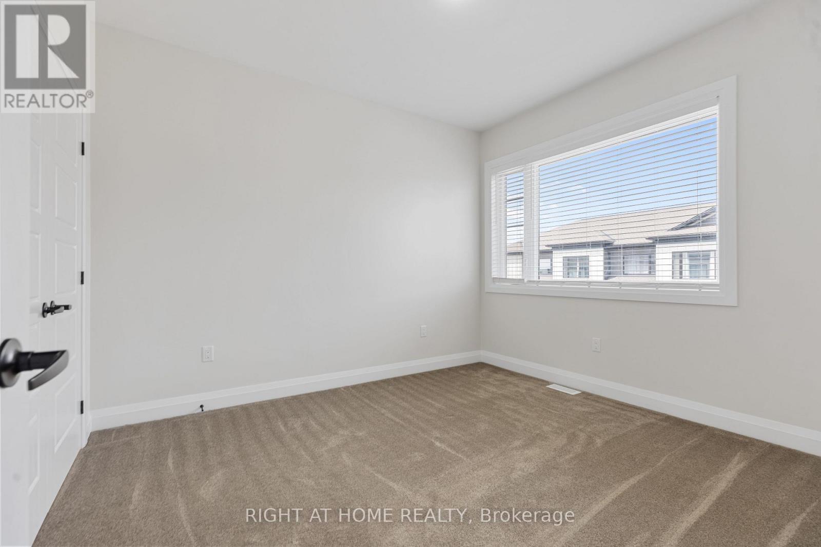 904 - 360 Quarter Town Line, Tillsonburg, Ontario  N4G 0H7 - Photo 11 - X12929374