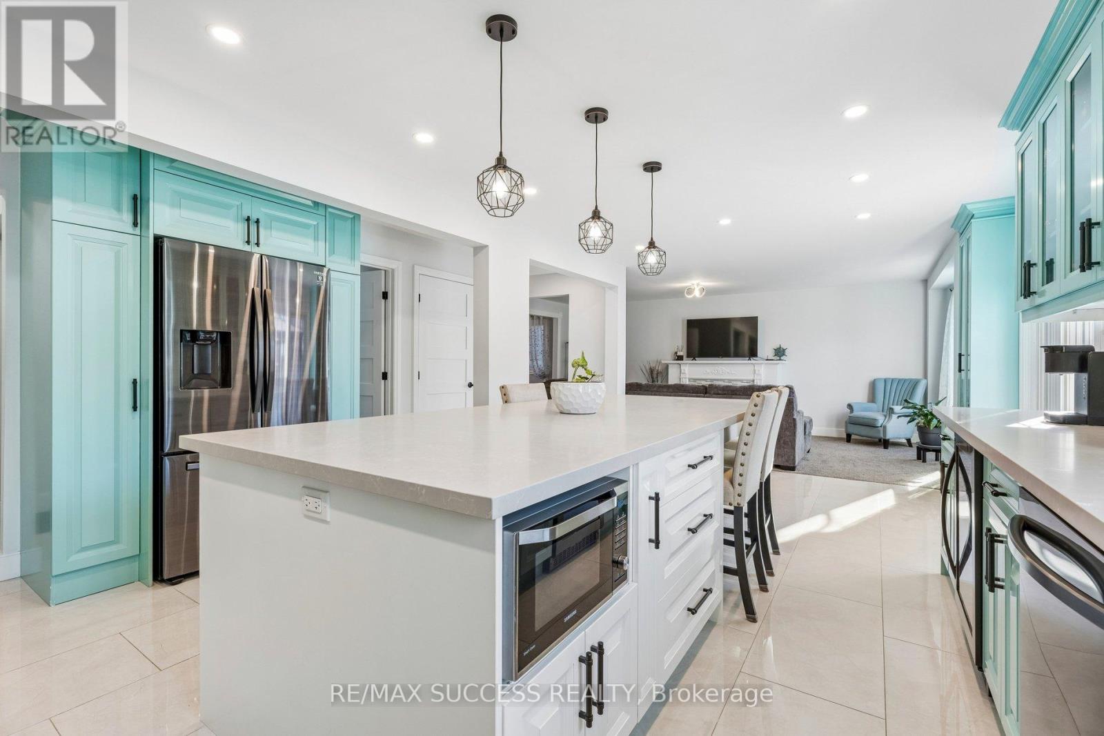 202 Braithwaite Avenue, Hamilton, Ontario  L9G 5A6 - Photo 20 - X12929376