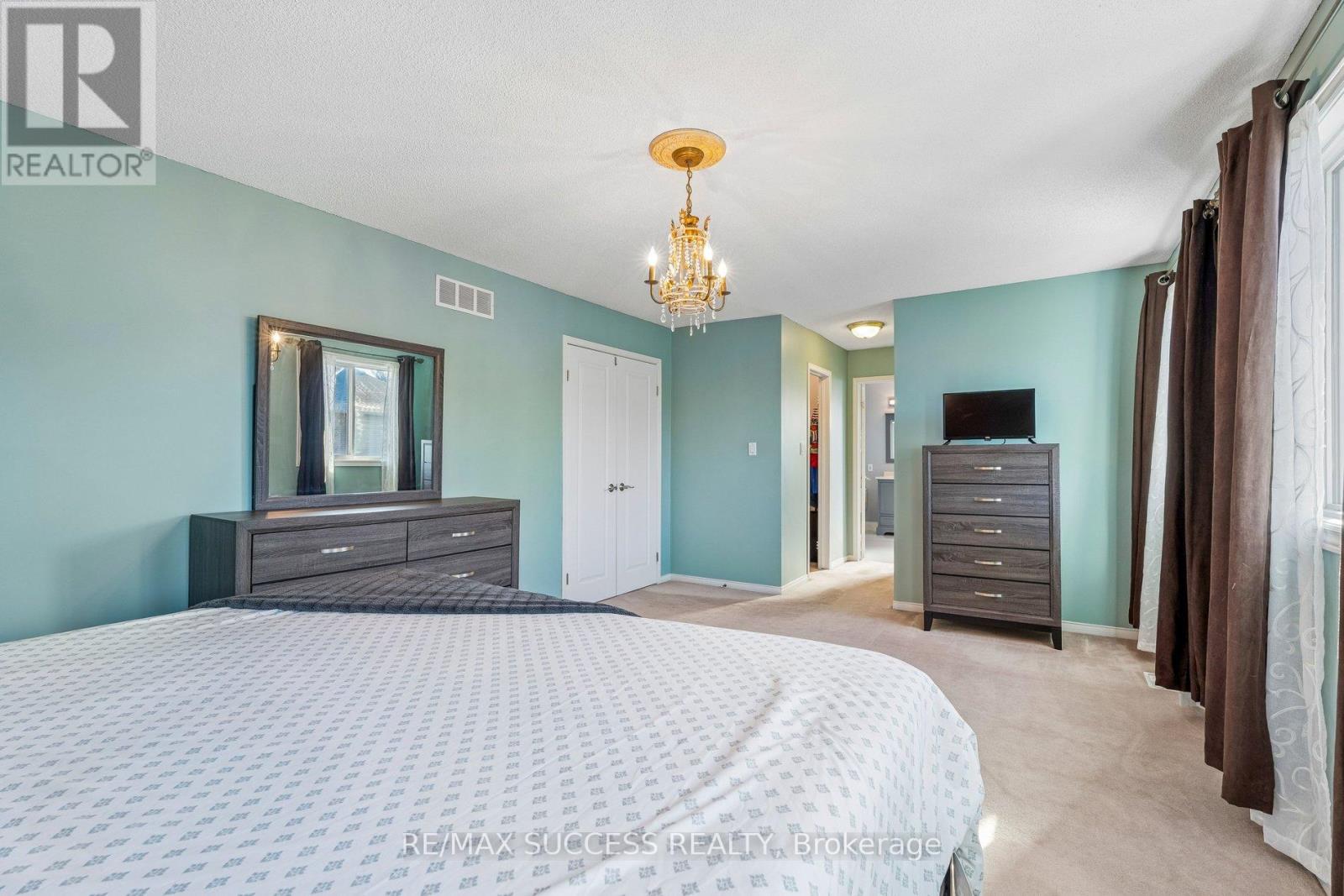 202 Braithwaite Avenue, Hamilton, Ontario  L9G 5A6 - Photo 27 - X12929376