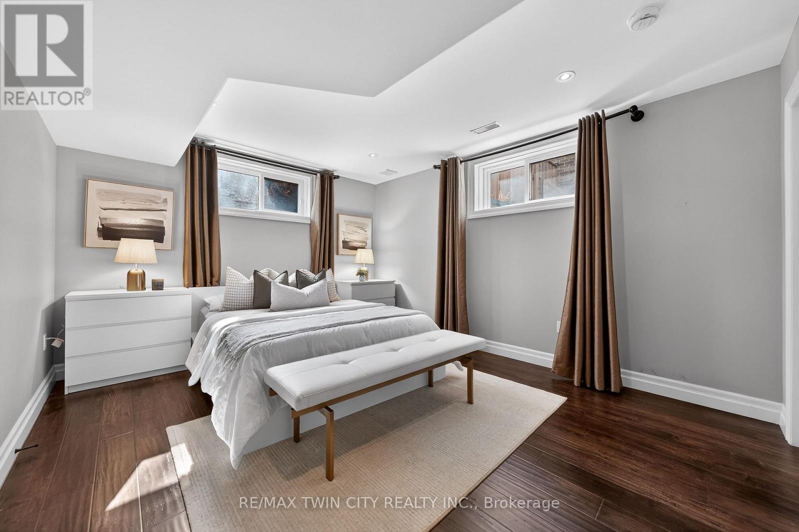 325 Deerfoot Trail, Waterloo, Ontario  N2K 0B4 - Photo 41 - X12929398