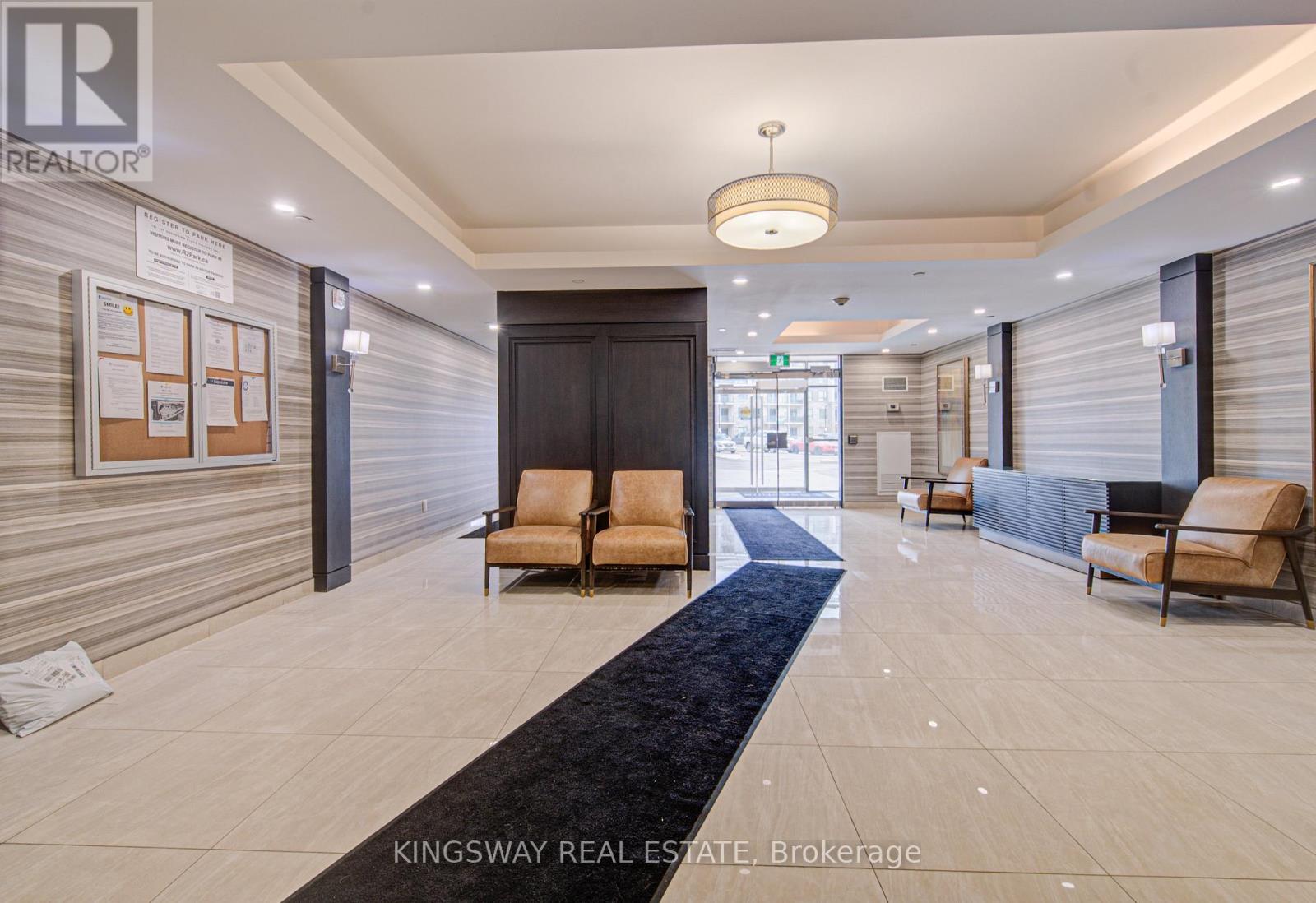 109 - 125 Shoreview Place, Hamilton, Ontario  L8E 0K3 - Photo 4 - X12929400